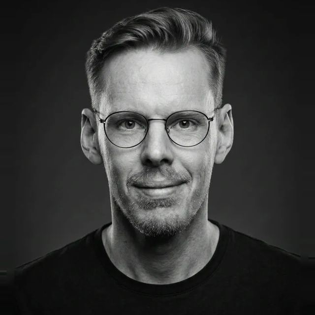 Dr. Niklas Puller